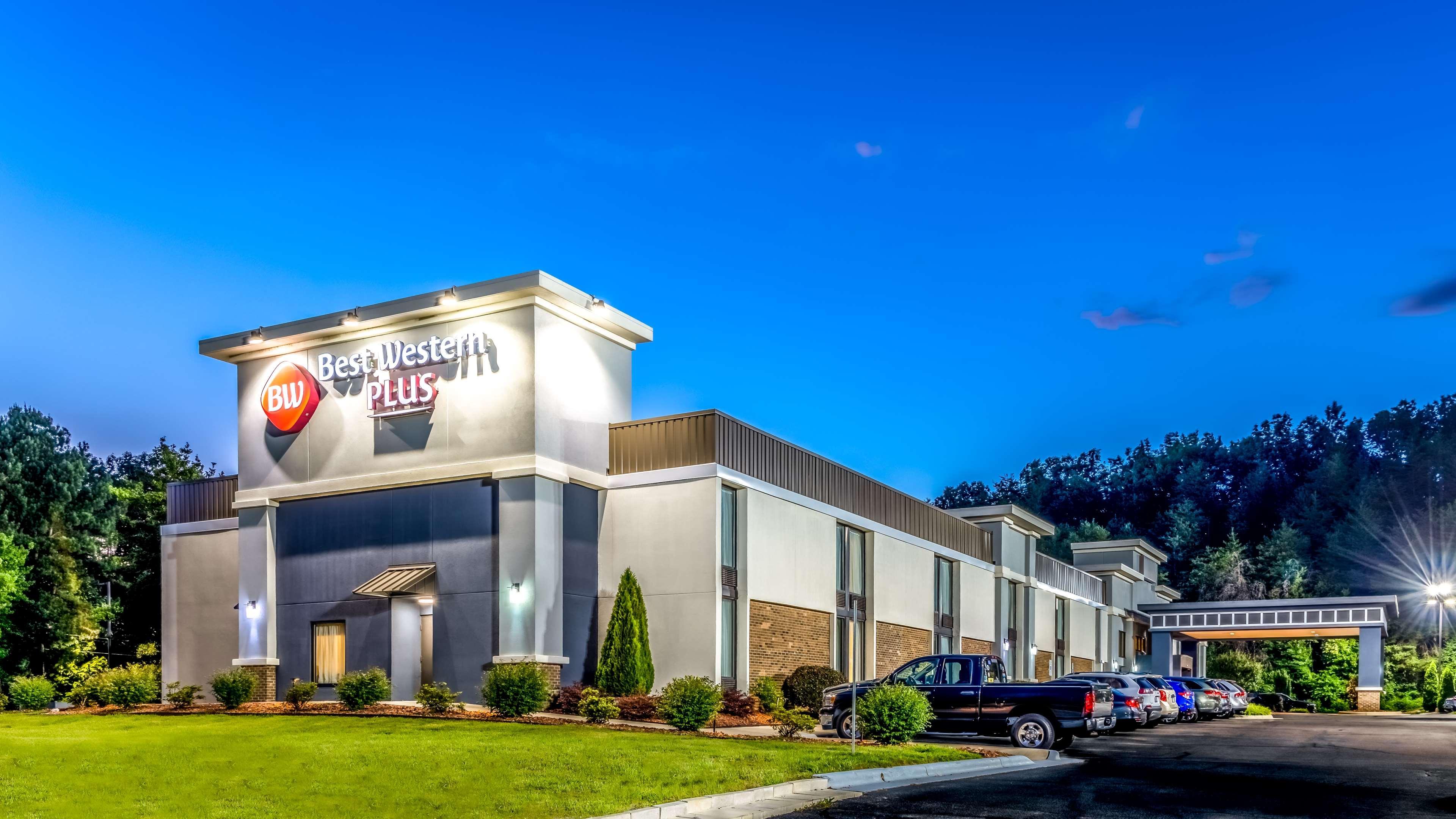 Best Western Plus Yadkin Valley Inn & Suites Jonesville Exterior photo